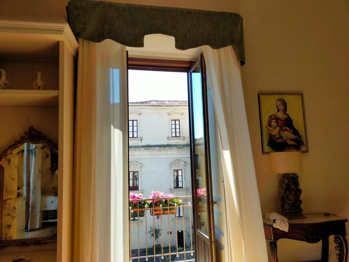 Crociferi B&B Catania Eksteriør billede