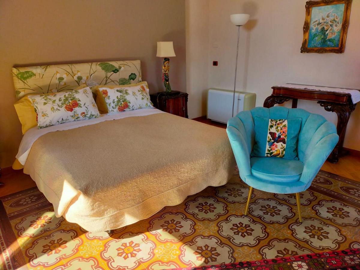 Crociferi B&B Catania Eksteriør billede